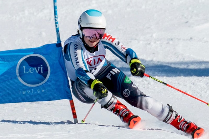 GrIFK Alpine uutissivun kuva laskettelijasta